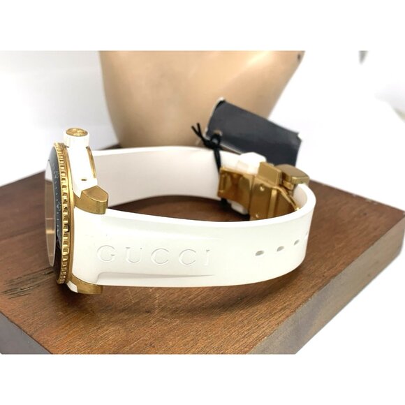 GUCCI Men's Watch YA136322 Dive Cat Swiss Quartz Gold White Rubber Strap 40mm - Picture 8 of 13